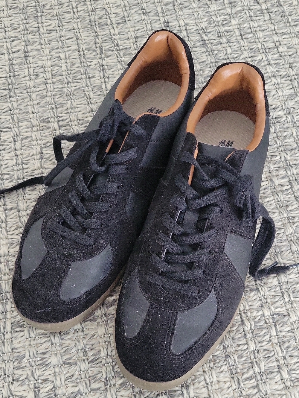 H&M Men's Black Suede-Style Athletic Sneakers with Tan Lining 8.5